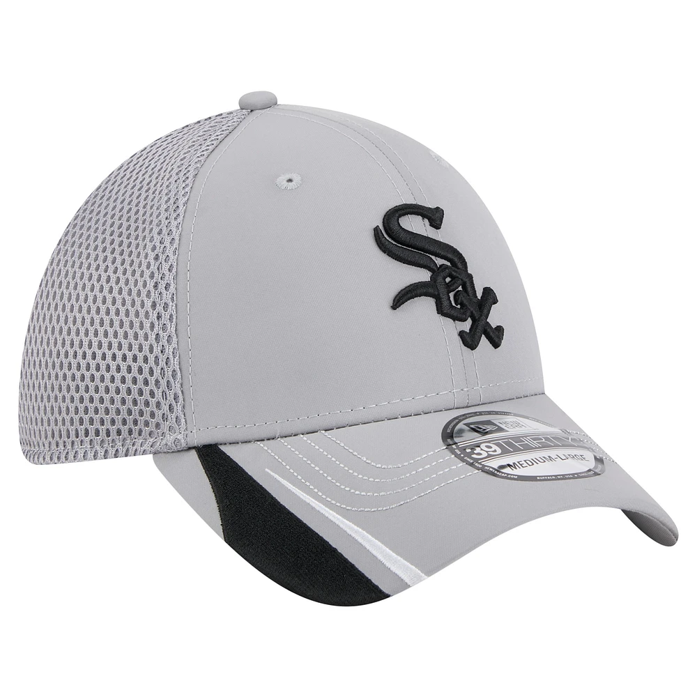 Men's New Era  Gray Chicago White Sox Linear 39THIRTY Flex-Fit Hat