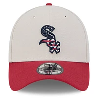 Men's New Era  Khaki/Red Chicago White Sox 2024 Fourth of July 39THIRTY Flex Hat