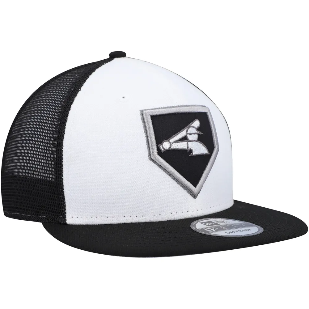 NWE WHTSOX BLANC BLAC MLB NWE 2022 CLUBHOUSE TRUCKER 9FIFTY HATMENSNP