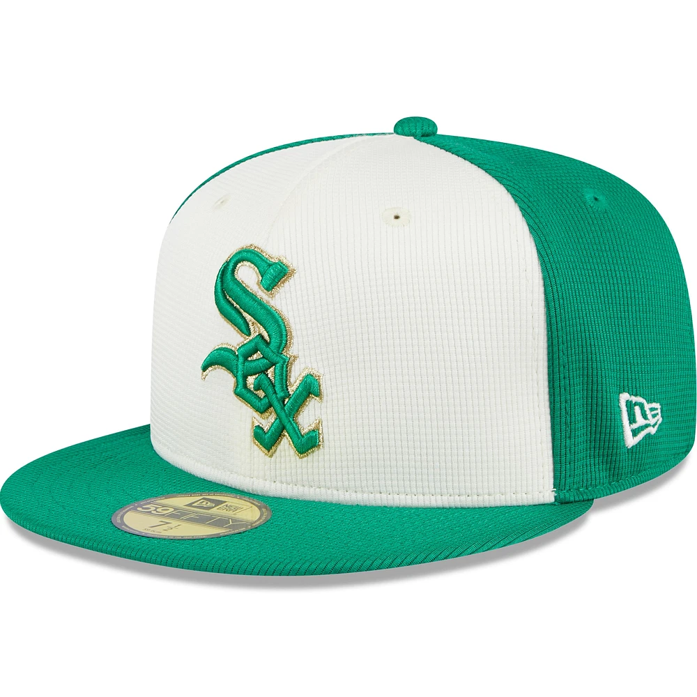 Casquette ajustée 59FIFTY pour la Saint-Patrick 2024 des White Sox de Chicago, blanc/vert New Era