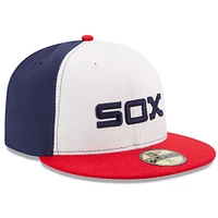 Casquette ajustée New Era Chicago White Sox Authentic Collection On-Field 59FIFTY pour homme, blanc/rouge