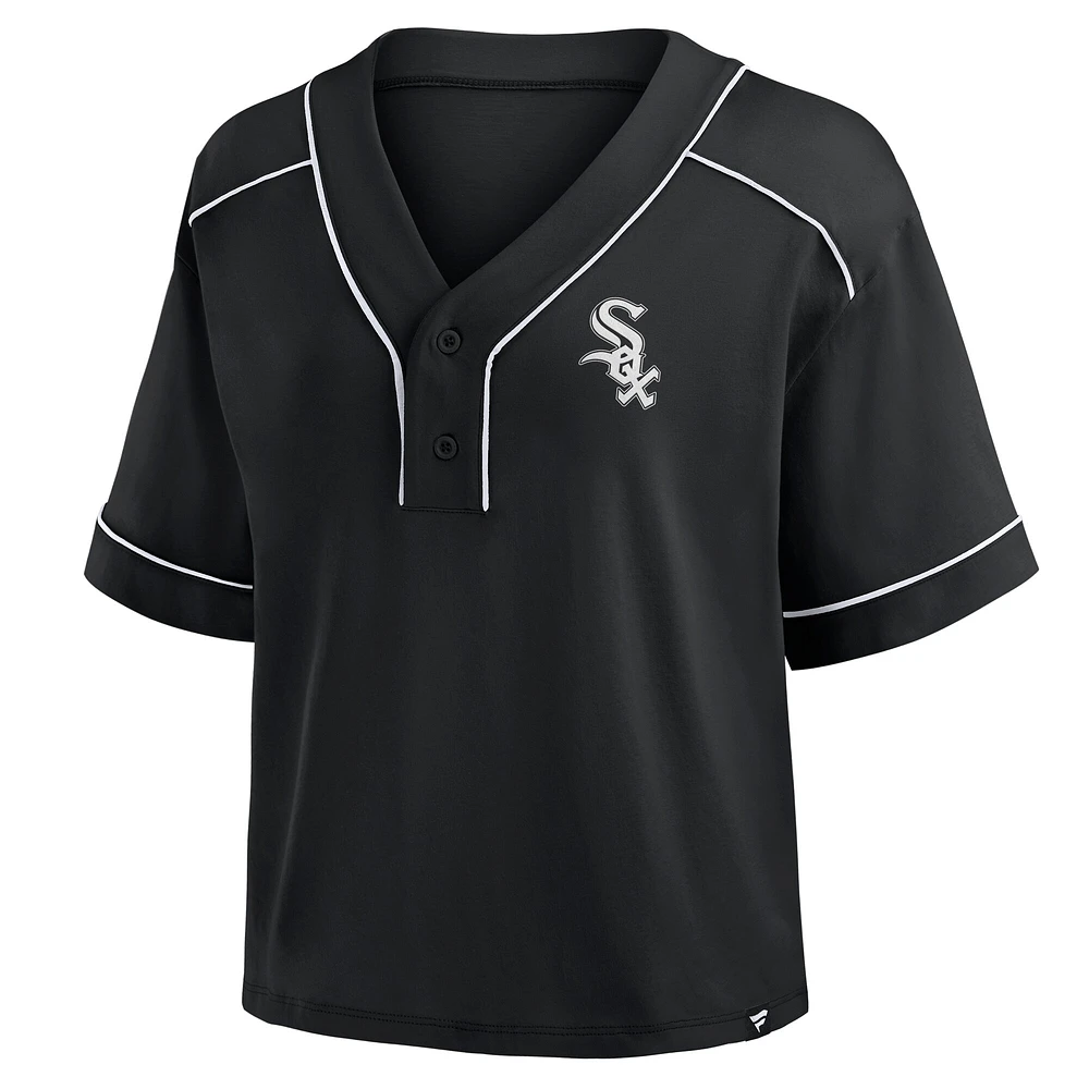 Women's Fanatics Black Chicago White Sox Oversized Champ Game Cropped V-Neck T-Shirt