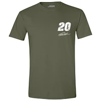 T-shirt vert pour homme avec drapeau Christopher Bell de la collection Joe Gibbs Racing Team