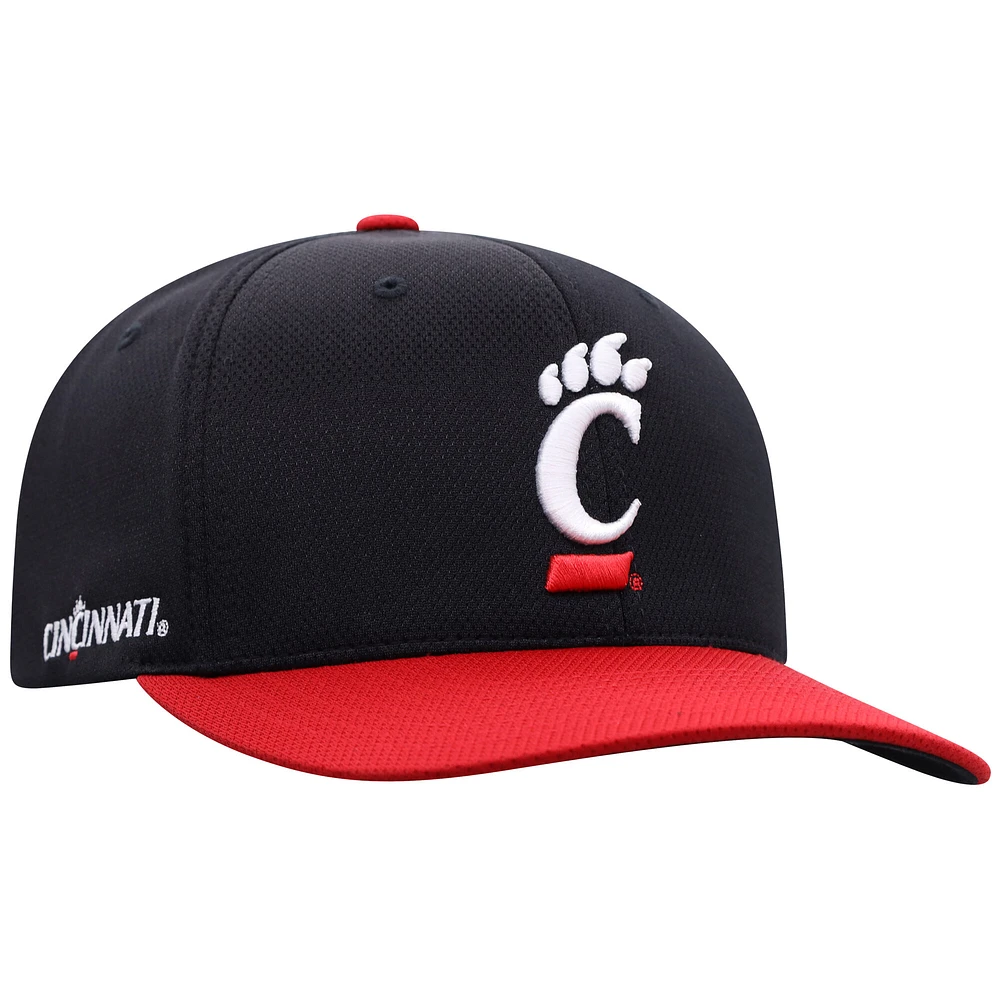 Casquette ajustée noire Cincinnati Bearcats Reflex Top of the World pour homme