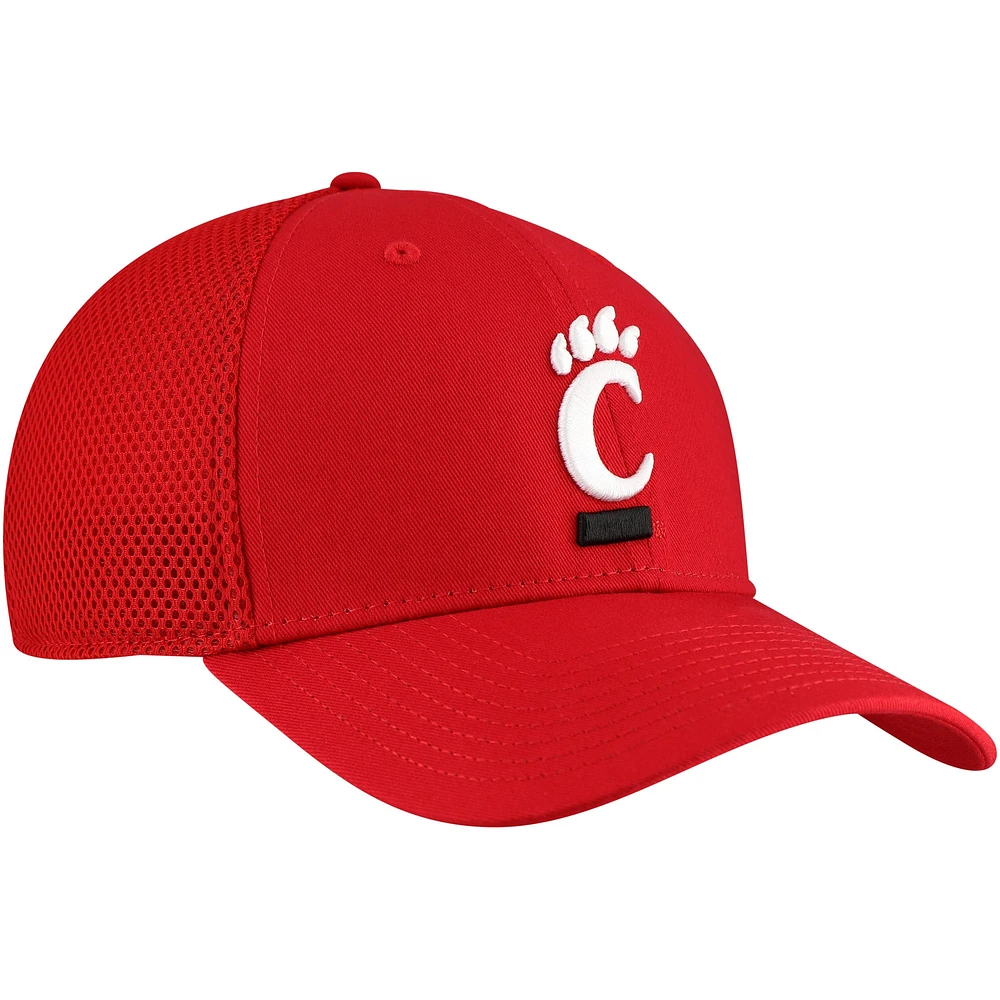 Casquette Spacer Flex Top of the World rouge pour hommes des Bearcats de Cincinnati