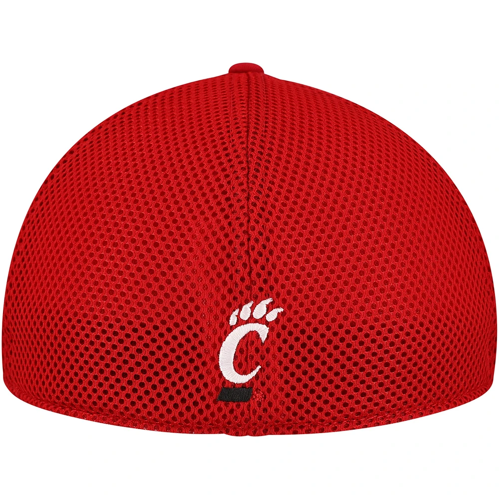 Casquette Spacer Flex Top of the World rouge pour hommes des Bearcats de Cincinnati