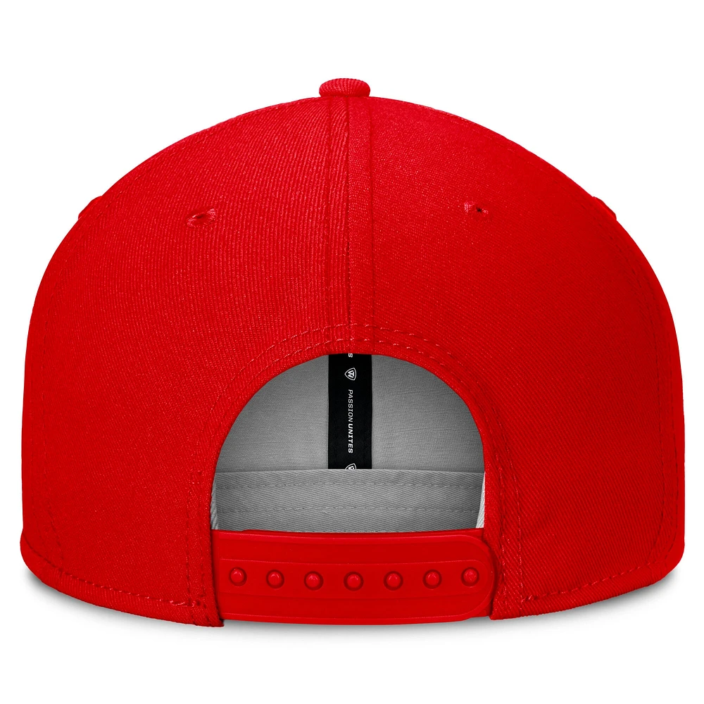 Youth Top of the World Red Cincinnati Bearcats Victory Maverick Snapback Hat