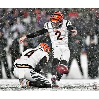 Evan McPherson Cincinnati Bengals Unsigned Kicks Snow Photograph