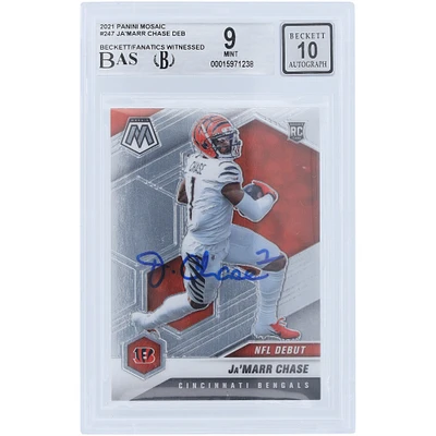 Carte de recrue 9/10 authentifiée signée Ja'Marr Chase Cincinnati Bengals 2021 Panini Mosaic #247 Beckett Fanatics Witnessed