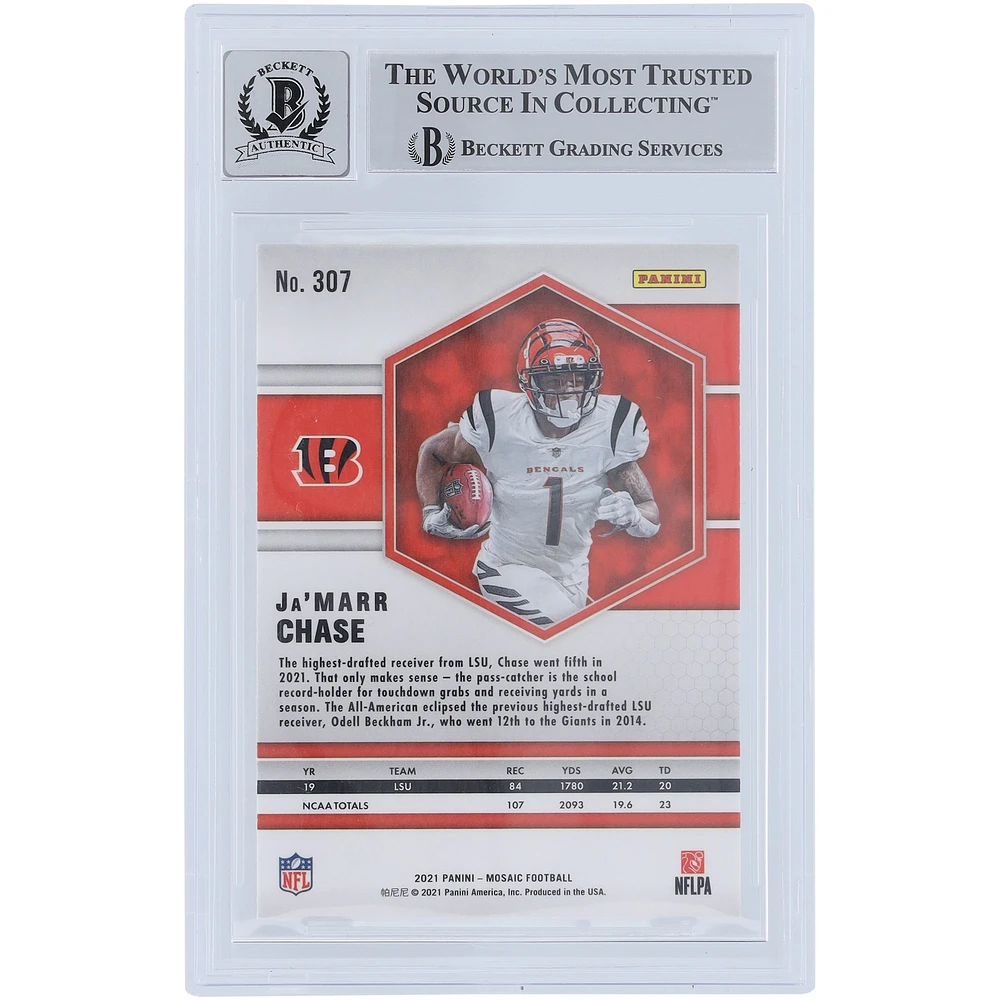 Carte de recrue 9/10 authentifiée signée Ja'Marr Chase Cincinnati Bengals 2021 Panini Mosaic #307 Beckett Fanatics Witnessed
