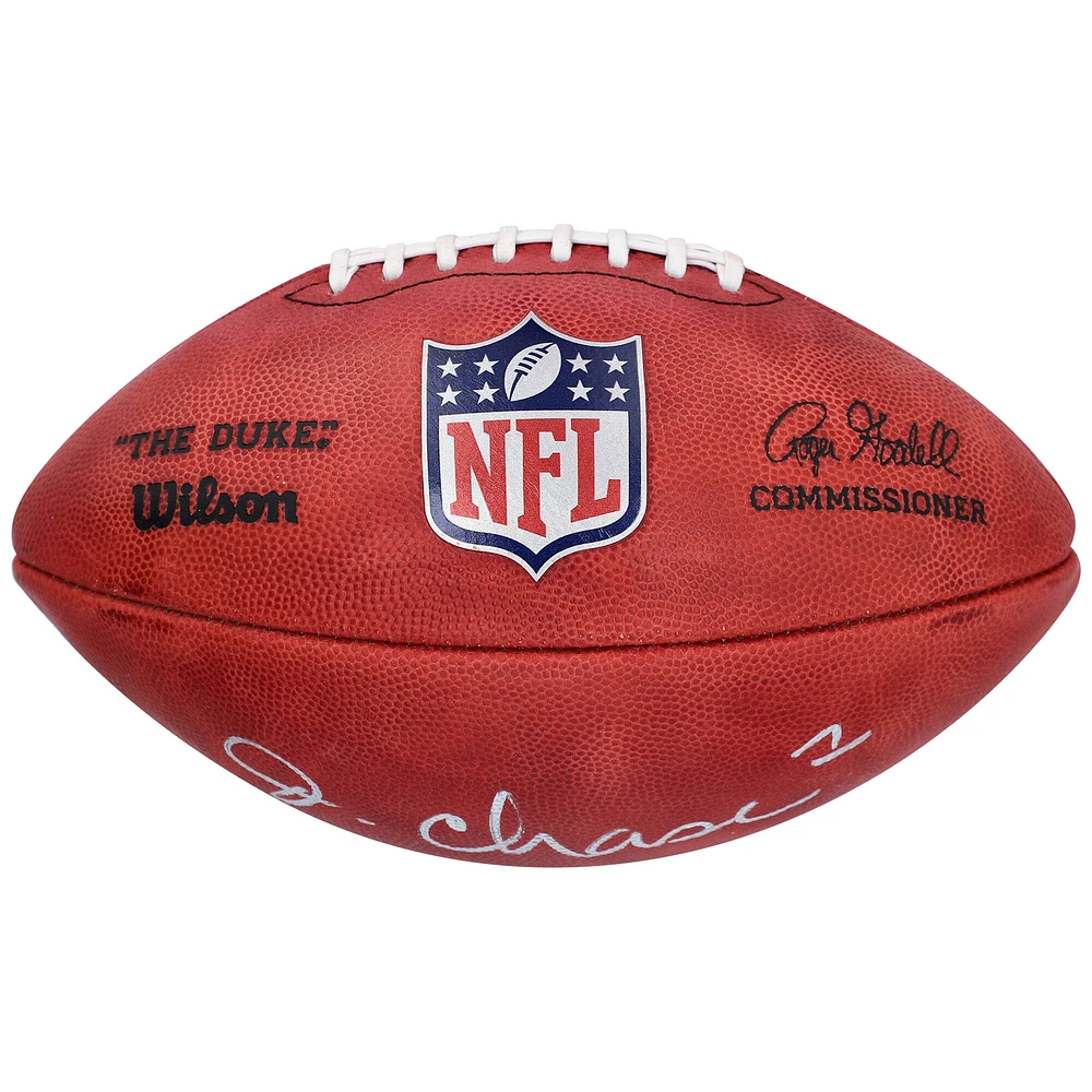Ballon de football professionnel en couleur signé Wilson Duke par Ja'Marr Chase des Bengals de Cincinnati