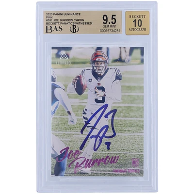 Carte de recrue autographiée Panini Luminance Pink #201 Beckett 2020 des Bengals de Cincinnati signée Joe Burrow et authentifiée par des fanatiques de Beckett, 9,5/10