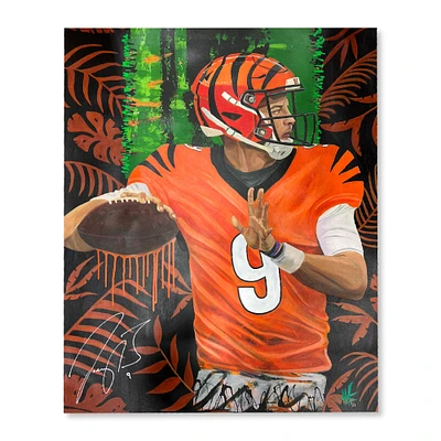 Impression giclée sur toile étirée autographiée de 30" x 40" de Joe Burrow Cincinnati Bengals - Art par Cortney Wall - #1 de l'édition limitée 1 - Blanc et jungle