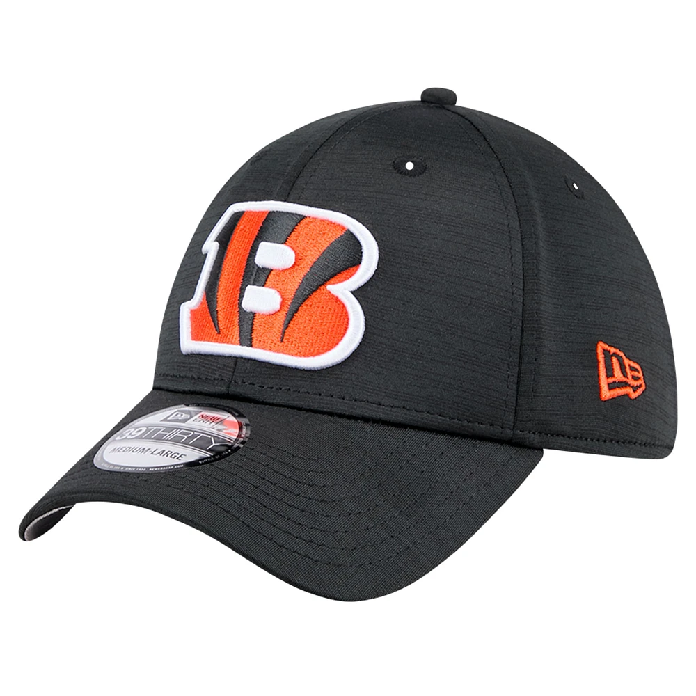 Men's New Era Black Cincinnati Bengals  Active Tech 39THIRTY Flex Hat