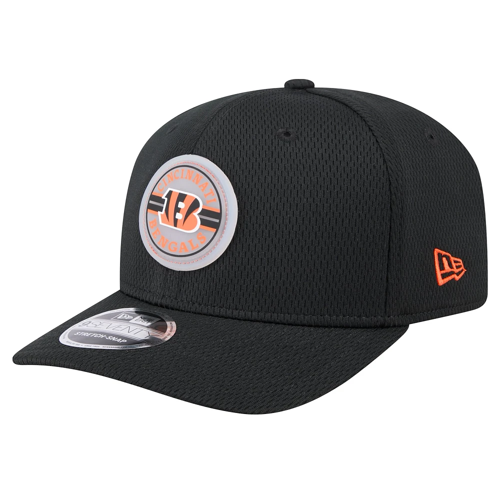 Men's New Era Black Cincinnati Bengals Adventure Patched 9SEVENTY Stretch-Snap Adjustable Hat