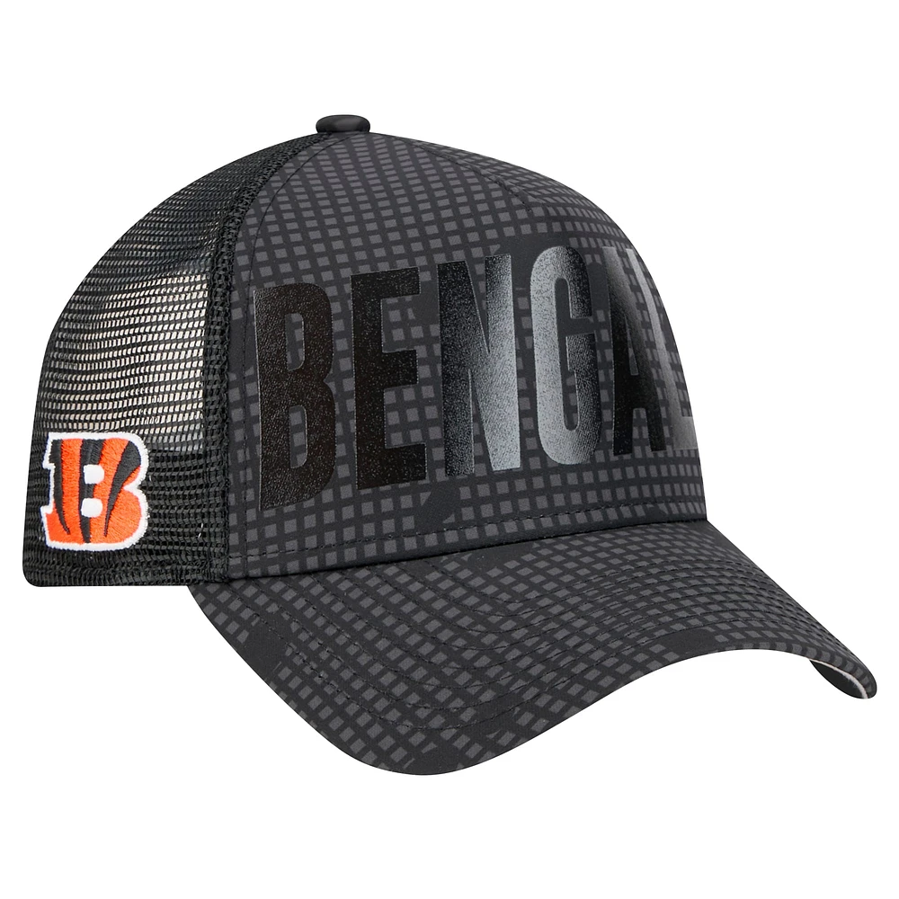 Casquette ajustable A-Frame Trucker 9FORTY pour homme New Era Cincinnati Bengals Midnight Ink Tonal Text Black