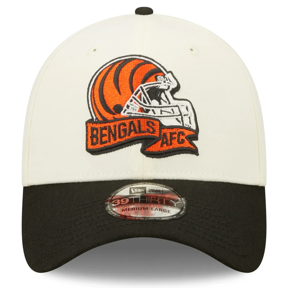 Men's New Era Cincinnati Bengals Black On Black 39THIRTY Flex Hat