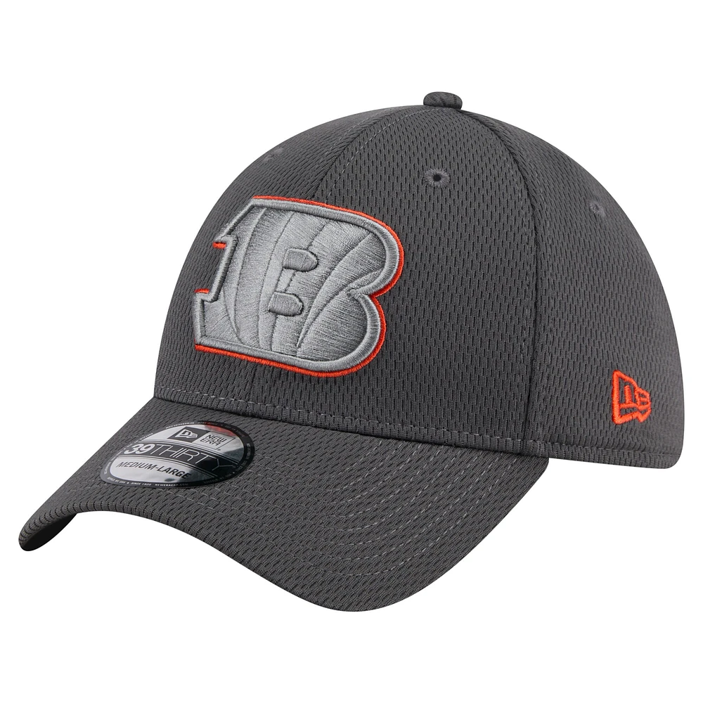Casquette New Era Graphite Cincinnati Bengals Main 39THIRTY Flex pour homme