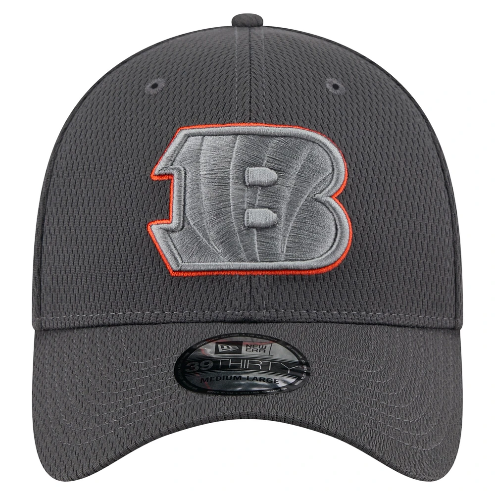 Casquette New Era Graphite Cincinnati Bengals Main 39THIRTY Flex pour homme