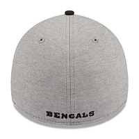 Casquette flexible 39THIRTY rayée gris chiné/noir New Era pour hommes des Bengals de Cincinnati