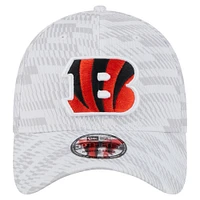 Men's New Era  White Cincinnati Bengals Gameday Graded 39THIRTY Flex Hat