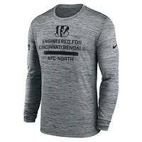 T-shirt Nike gris à manches longues Sideline Velocity Performance pour homme des Bengals de Cincinnati
