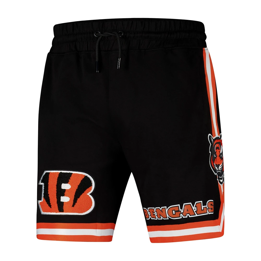 Short classique en chenille Pro Standard noir des Bengals de Cincinnati pour hommes