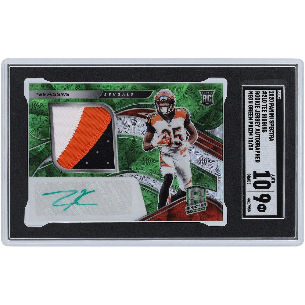 Tee Higgins Cincinnati Bengals Maillot autographié Panini Spectra Neon Green Prizm 2020 Tri-Color Relic #210 #15/50 SGC Carte recrue authentifiée 9/10