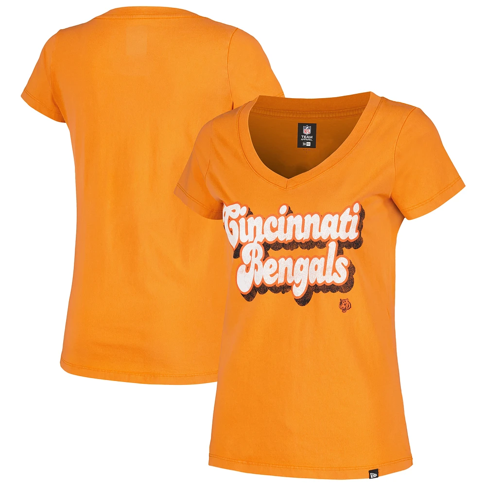 T-shirt à col en V bas orange Cincinnati Bengals New Era pour femme