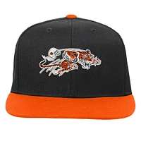 Youth Mitchell & Ness Black Cincinnati Bengals Team Two-Tone Snapback Hat