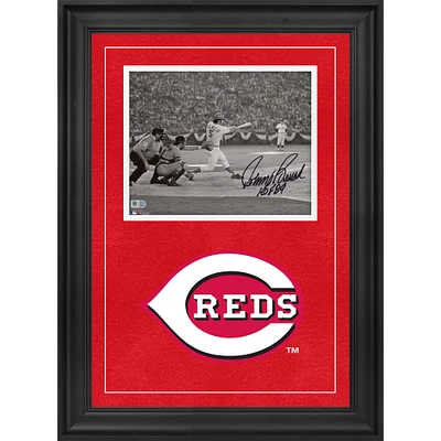 Photographie encadrée de luxe dédicacée de Johnny Bench des Cincinnati Reds en noir et blanc de 8'' x 10'' avec l'inscription "HOF 89"