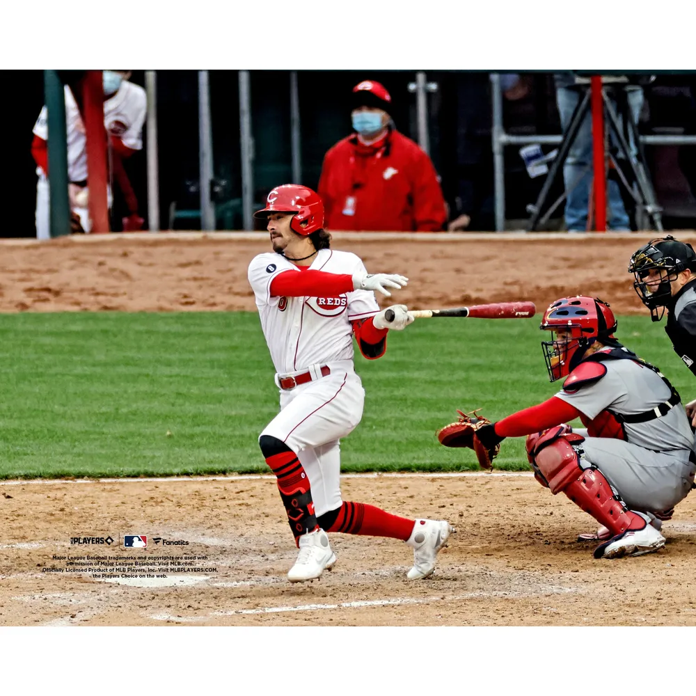 Joey votto Cincinnati Reds Unsigned Hitting in White Jersey Photograph