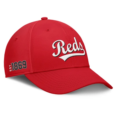 Casquette Flex Fundamental Tag des Reds de Cincinnati pour hommes la marque Fanatics Red