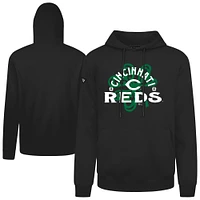 Sweat à capuche noir pour homme Cincinnati Reds St. Patrick's Day Podium Shamrock