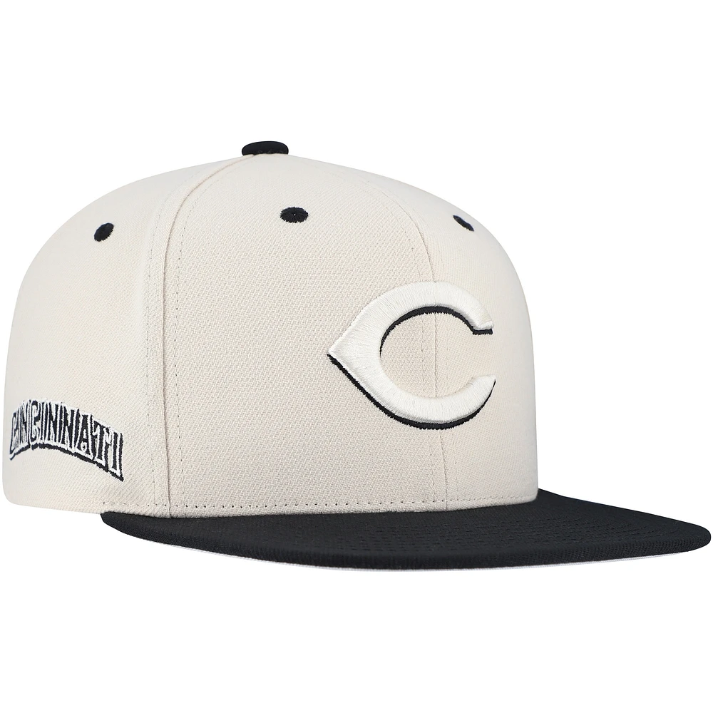 Men's Mitchell & Ness Cream Cincinnati Reds Snapback Hat