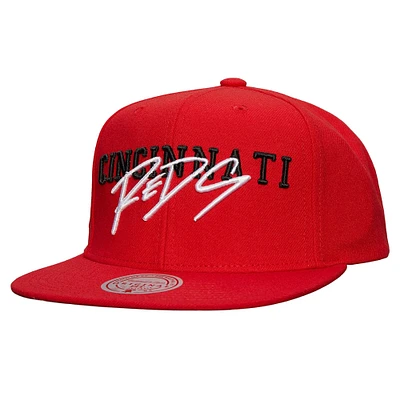 Men's Mitchell & Ness Red Cincinnati Reds Team Tagged Snapback Hat