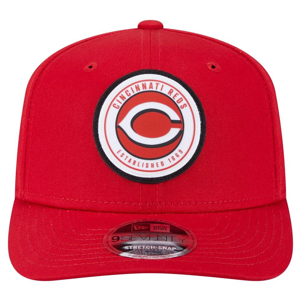 Casquette extensible à bouton-pression New Era 9SEVENTY rouge des Cincinnati Reds pour homme