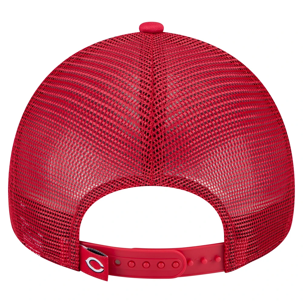 Men's New Era White/Red Cincinnati Reds Distressed 9FORTY A-Frame Adjustable Trucker Hat
