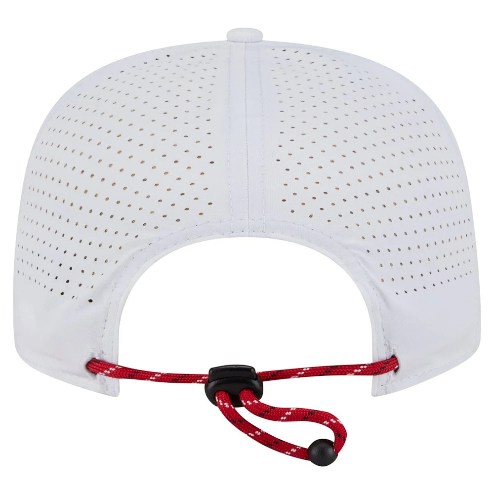 Men's New Era White Cincinnati Reds Perforated Golfer Snapback Hat