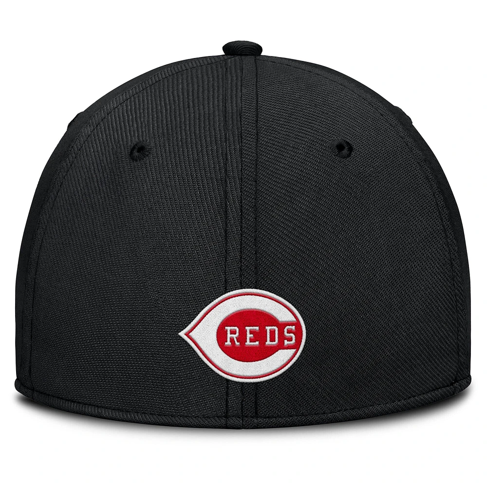 Casquette Nike Performance Flex grise/noire pour homme des Reds de Cincinnati