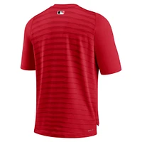 T-shirt à encolure en V Performance raglan avant-match Nike Cincinnati Reds Authentic Collection pour homme, rouge