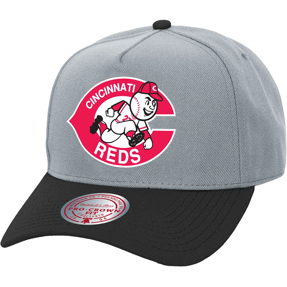Casquette ajustable unisexe Mitchell & Ness Gray Cincinnati Reds Basic Coop Pro