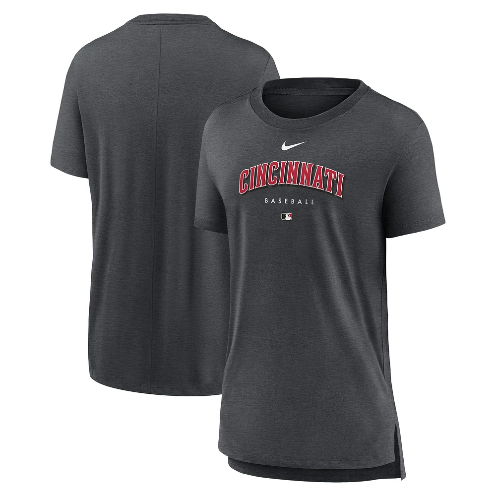 T-shirt à trois mélanges pour femme Nike Heather Charcoal Cincinnati Reds Authentic Collection Early Work