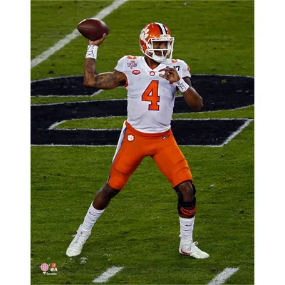 Lids Deshaun Watson Cleveland Browns Unsigned Fanatics Authentic Escaping  Pressure Photograph