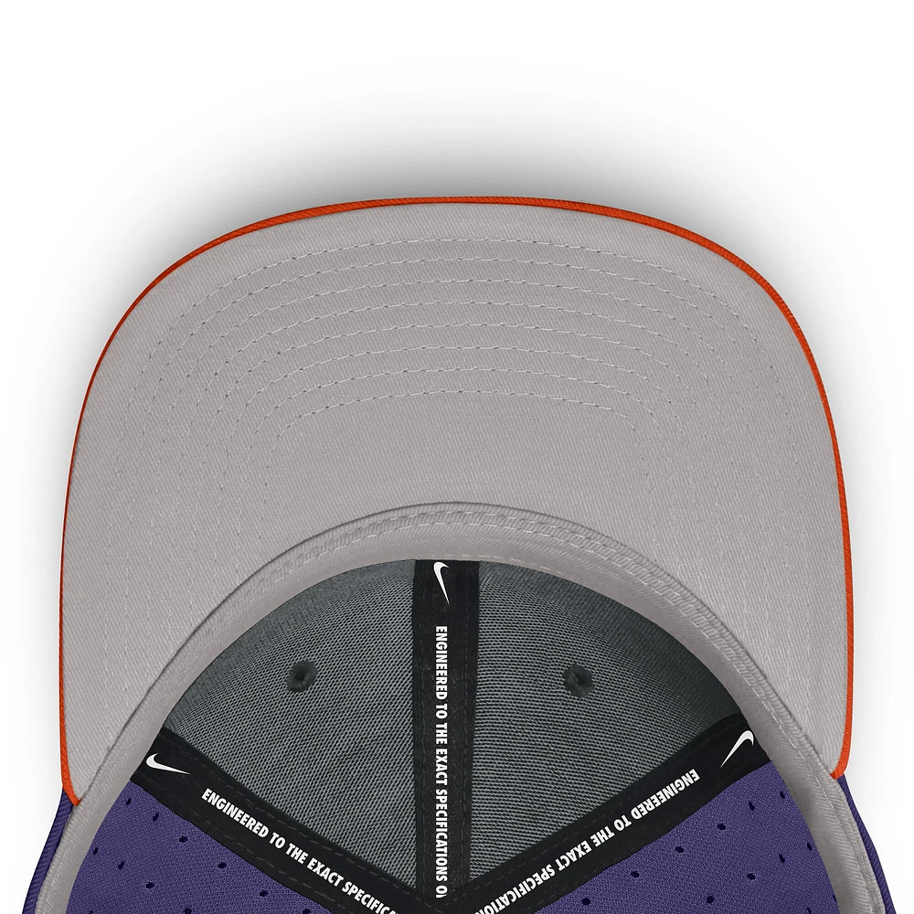 Casquette ajustée Nike True Performance On-Field Dugout pour homme Clemson Tigers blanc/violet