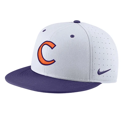 Casquette ajustée Nike Clemson Tigers Aero True Baseball Performance pour homme