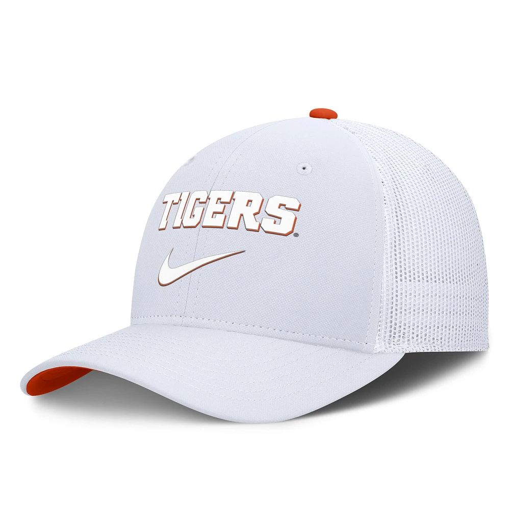 Casquette de camionneur ajustable Nike blanche Clemson Tigers Rise pour homme