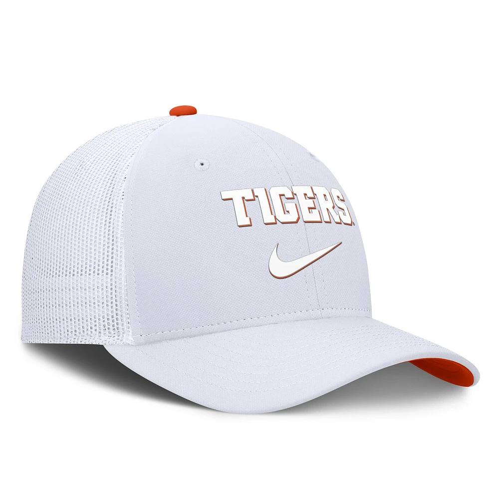 Casquette de camionneur ajustable Nike blanche Clemson Tigers Rise pour homme