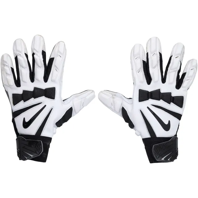 Amari Cooper Cleveland Browns Game-Used White Nike Gloves vs. Baltimore  Ravens on October 23 2022