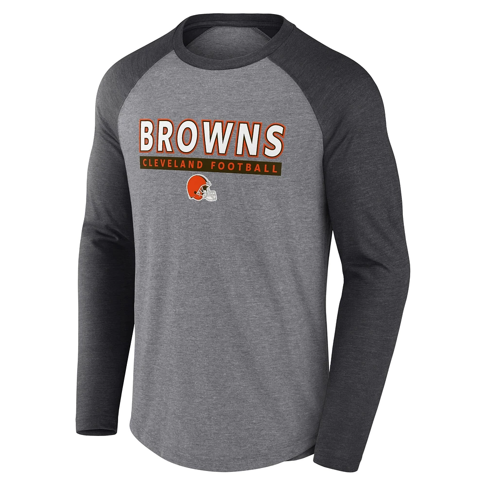 T-shirt à manches longues raglan tri-mélangé Cleveland Browns Fanatics gris chiné/charbon pour hommes